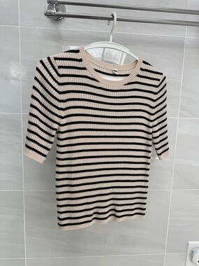 Uniqlo Marino Wool Striped Knit Top - S
